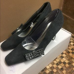 Women’s “ Statutes” Heels